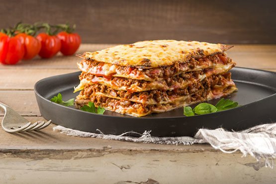 Easy lasagna recipes. Easy meat lasagna