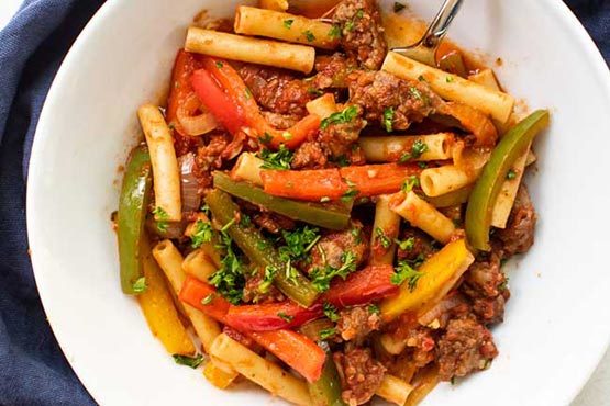 Recipes with Italian sausage.Italian sausage and pepper pasta