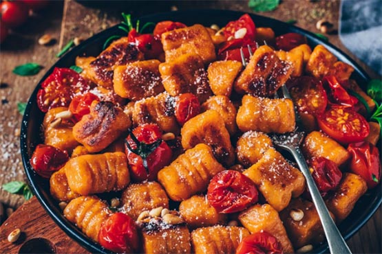 Recipes with sweet potatoes . Sweet Potato Gnocchi (vegan, easy recipe)