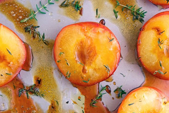 Recipes with plums . Honey Roasted Plums with Thyme and Olive Oil