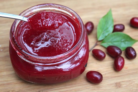 Healthy cornelian cherry recipes . Cornelian Cherry Jam (or Jelly)
