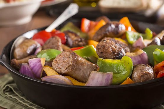 Slow Cooker Sausage and Peppers - singlerecipe.com