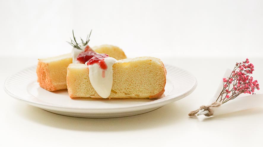 4 Best Cream Cheese Pound Cake Recipes