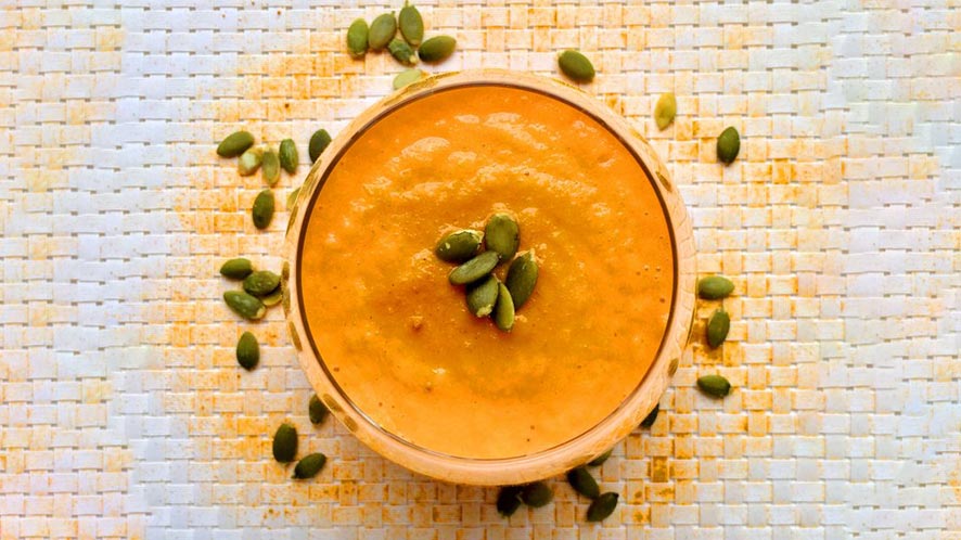 Great Nutritious Carrot, Turmeric, and Ginger Smoothie