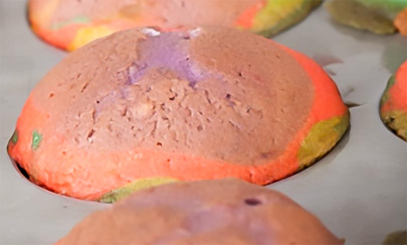 Mother’s Day Rainbow Cupcakes Recipe