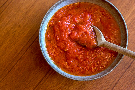 15-Minute Tomato Sauce. Super Quick and Fantastic